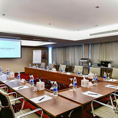 Swiss-Belhotel Seef Bahrain Манама Екстериор снимка