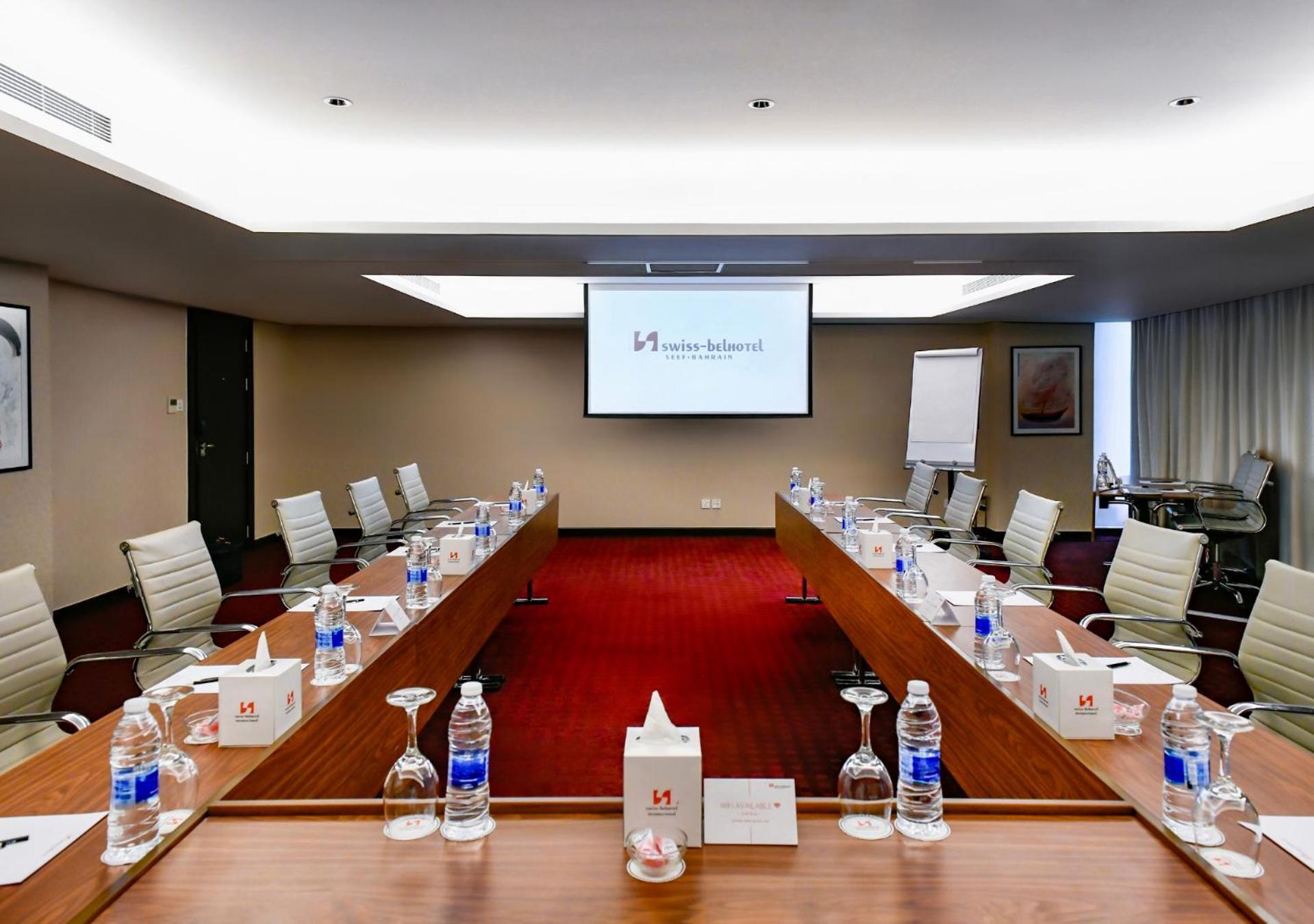 Swiss-Belhotel Seef Bahrain Манама Екстериор снимка