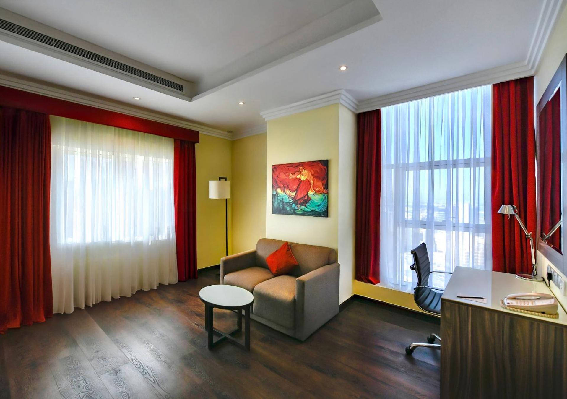 Swiss-Belhotel Seef Bahrain Манама Екстериор снимка